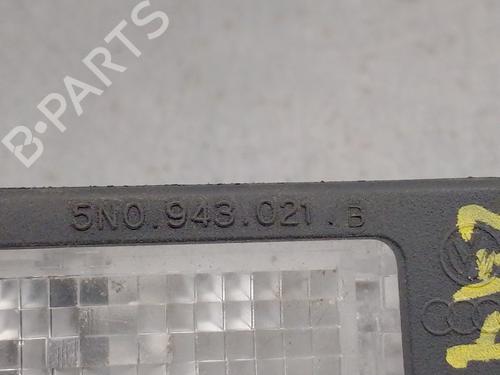 Licence plate light SKODA YETI (5L) 2.0 TDI | BP31837997I40