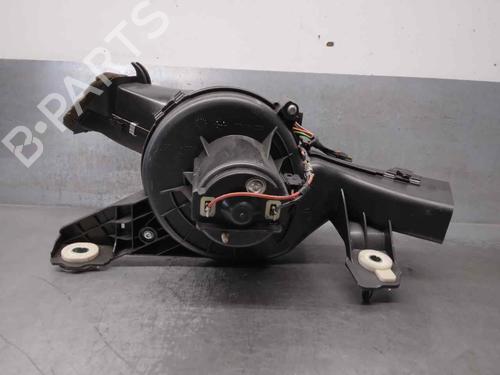 Used Heater blower motor PEUGEOT 5008 (0U_, 0E_) 2.0 HDi 150 / BlueHDi 150 (150 hp) 18025526