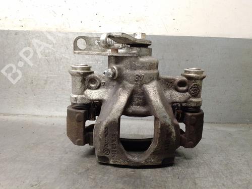 Used Right rear brake caliper Right rear brake caliper RENAULT MASTER III Van (FV) 2.3 dCi 130 FWD (FV0M, FV0Y, FV0J, FV02, FV03) (130 hp) 33953126 33953126