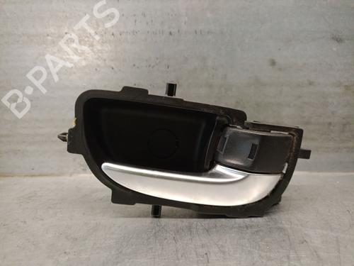 Used Front right interior door handle TOYOTA YARIS (_P13_) 1.5 Hybrid (NHP130_) (101 hp) 25238505