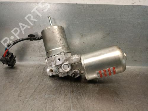 Used Brake master cylinder TOYOTA RAV 4 V (_A5_, _H5_) 2.5 Hybrid AWD (AXAH54) (178 hp) 29824125