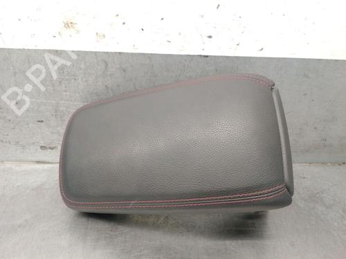Used Armrest / Center console Armrest / Center console 39621784 39621784