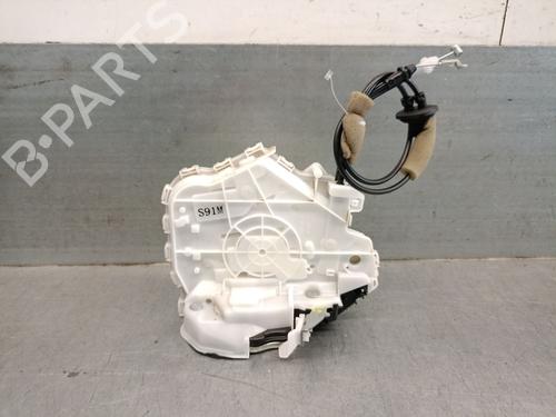 Vergrendeling rechts achter MAZDA 3 Hatchback (BP) 2.0 SKYACTIV-G M Hybrid (122 hp) 28579944
