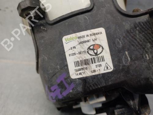 Left front fog light TOYOTA AURIS (_E18_) 1.8 Hybrid (ZWE186_, ZWE186R) | BP15422417C30 