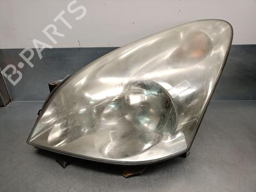 Phare gauche TOYOTA COROLLA Verso (ZER_, ZZE12_, R1_) 2.0 D-4D (CUR10_, CUR10R) (116 hp) 23399439