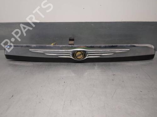 Used Tailgate handle CHRYSLER GRAND VOYAGER V (RT) 2.8 CRDi (163 hp) 15618845