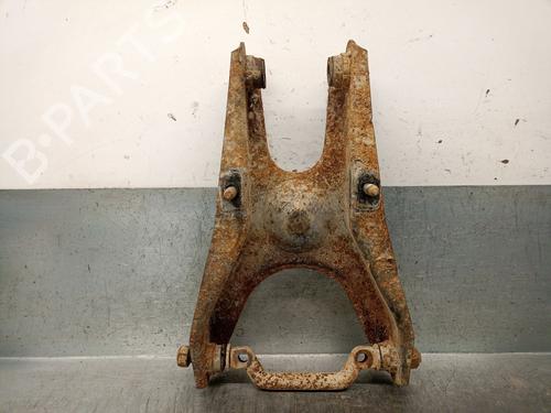 Højre bagtil bærearm SEAT 127 (127A) 0.9 (45 hp) 23963381