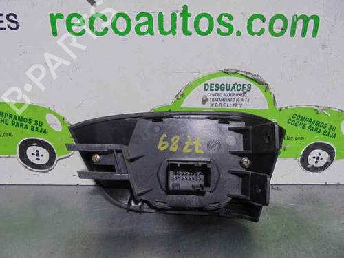 Headlight switch FIAT STILO (192_) 1.9 D Multijet | BP20249443I24 - Image 2