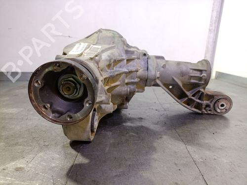 Differential, foran JEEP GRAND CHEROKEE IV (WK, WK2) 3.0 CRD V6 4x4 (190 hp) 28430073