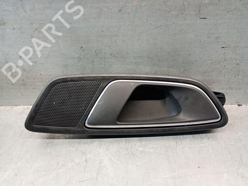 Venstre bak invendig håndtak SEAT ATECA (KH7, KHP) 1.4 TSI (150 hp) 25238605