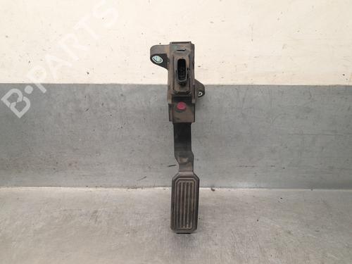 pedal-toyota-verso-_r2_-2009-2010-2011-2012-2013-2014-2015-2016-2017-2018-36405400 main image