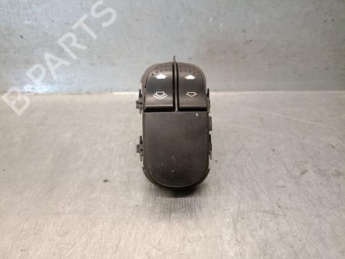 Used Left front window switch FORD FOCUS I Turnier (DNW) 1.8 TDCi (115 hp) 31996041