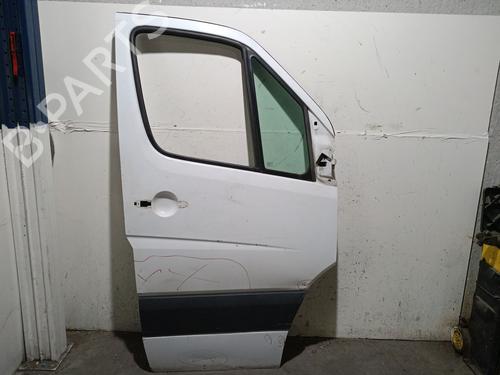 Used Right front door Right front door 39177093 39177093