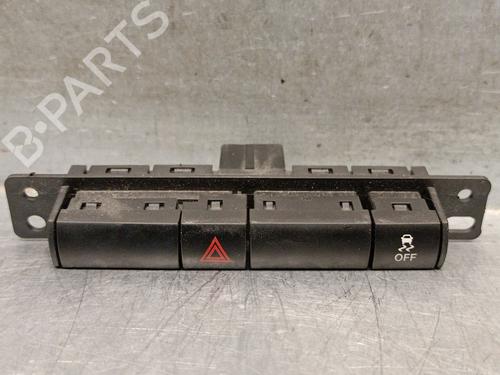 Comutador / Botão 4 piscas Comutador / Botão 4 piscas 39381823 39381823