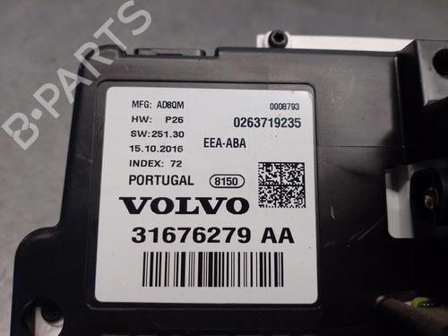 Instrument cluster VOLVO XC90 II (256) D5 AWD | BP32298478C47 