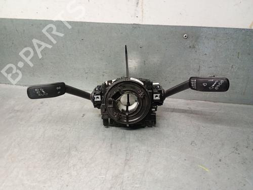 Used Headlight switch VW TOURAN (5T1) 1.4 TSI (150 hp) 30764577