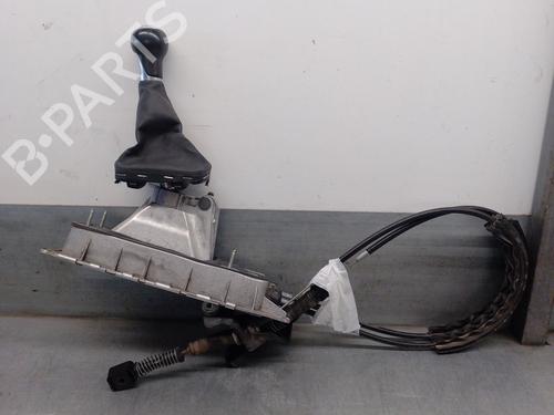 Used Gear lever AUDI Q3 (8UB, 8UG) 2.0 TDI (150 hp) 17464954