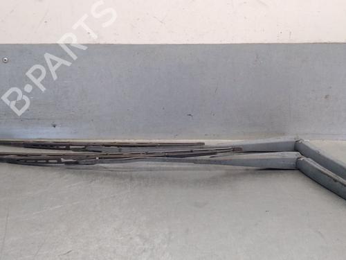 Used Front windshield wiper arm FIAT DOBLO Box Body/MPV (223_) 1.9 JTD (105 hp) 30150029