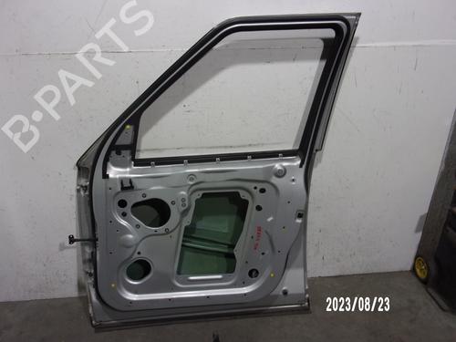 Right front door LAND ROVER DISCOVERY III (L319) 2.7 TD 4x4 | BP14999699C3 