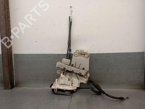 Højre bagtil lås Højre bagtil lås JEEP RENEGADE SUV (BU, B1, BV) 1.6 CRD (120 hp) 33845044 33845044