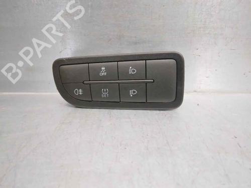 Used Switch FIAT TIPO Estate (356_, 357_) [2016-2025]  12115935