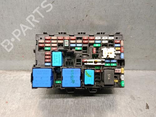 Used Fuse box RENAULT CAPTUR II (HF_) TCe 90 (HFM6) (91 hp) 32028559