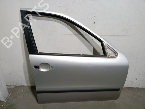 Dør højre fortil SEAT LEON (1M1) 1.9 TDI (110 hp) 30649266