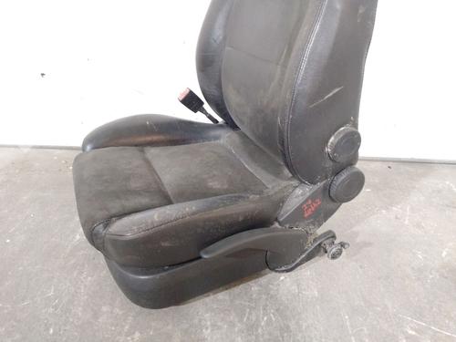Left front seat VW PASSAT B5.5 Variant (3B6) 2.5 TDI | BP33235885C15 - Image 5