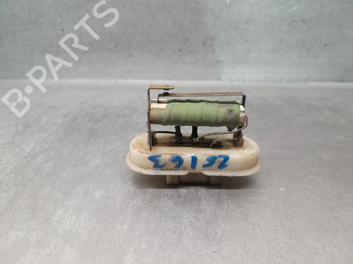 Used Heater resistor Heater resistor IVECO DAILY II Van 35-10 (15034111, 15034204, 15034211, 15034215, 15034217,... (103 hp) 36107524 36107524