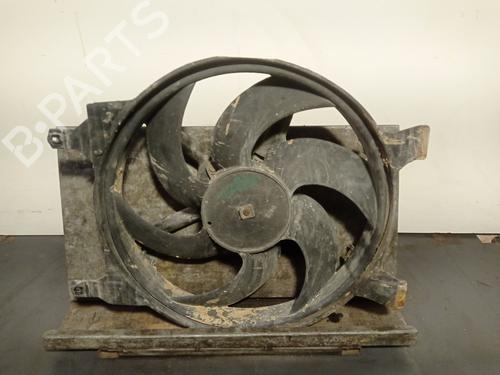 Used Radiator fan RENAULT RAPID Box Body/MPV (F40_, G40_) 1.6 D (F404) (55 hp) 26506393