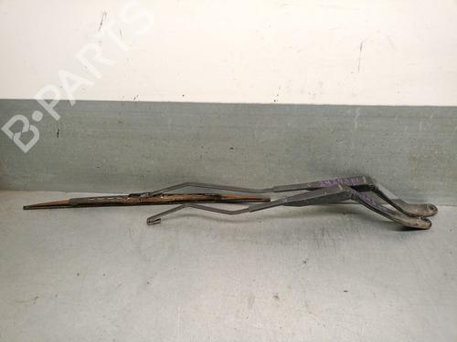 front-windshield-wiper-arm-citroen-saxo-s0-s1-1996-1997-1998-1999-2000-2001-2002-2003-2004-31117043 main image