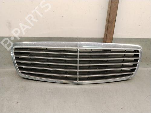 grille-mercedes-benz-e-class-w211-2002-2003-2004-2005-2006-2007-2008-2009-36033987 main image