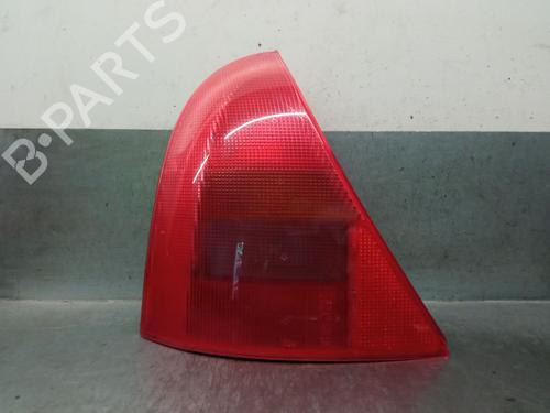 Używane Lampa tylna lewa RENAULT CLIO II (BB_, CB_) [1998-2016]  29943847
