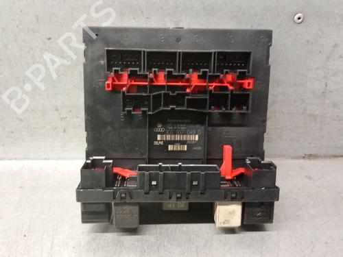Used Fuse box SEAT LEON (1P1) 1.9 TDI (105 hp) 31131600