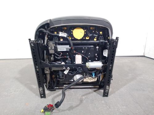 Right front seat AUDI A4 B8 Avant (8K5) 2.0 TDI | BP39025477C16 - Image 9