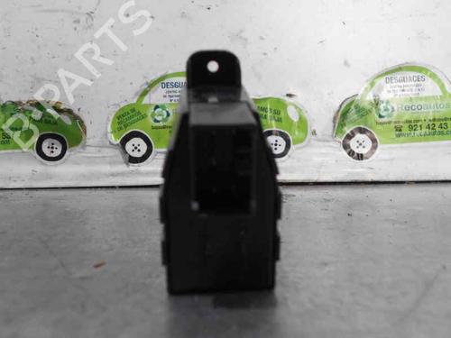 Left rear window switch HYUNDAI SONATA IV (EF) 2.0 16V | BP2310373I29 