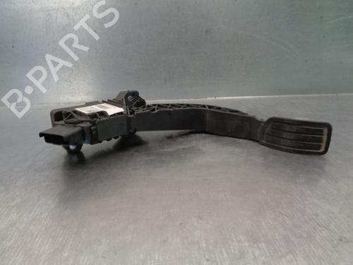 Used Pedal PEUGEOT 2008 II (UD_, US_, UY_, UJ_, UR_, UC_) 1.5 BlueHDI 100 (102 hp) 17664117