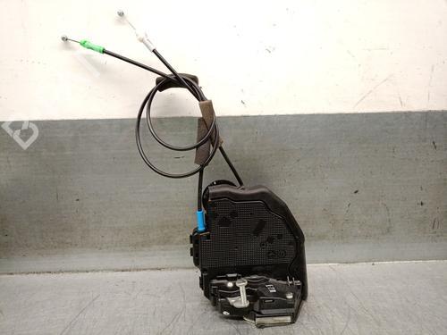 Used Rear left lock TOYOTA AVENSIS Estate (_T27_) 2.0 D-4D (ADT270_, ADT270R) (126 hp) 26587813