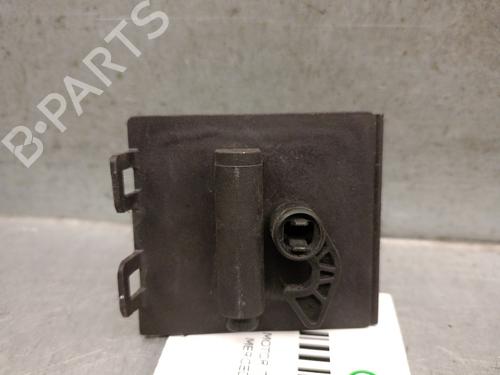 Used Fuel door actuator Fuel door actuator MERCEDES-BENZ C-CLASS (W205) C 220 BlueTEC / d (205.002, 205.004) (170 hp) 33656925 33656925