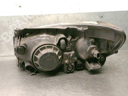 Right headlight KIA CERATO I Saloon (LD) 2.0 CRDi | BP31329842C29