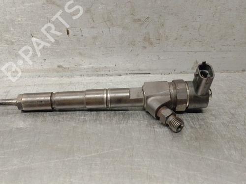 Used Injector ALFA ROMEO GIULIETTA (940_) 1.6 JTDM (940FXD1A) (105 hp) 30053173