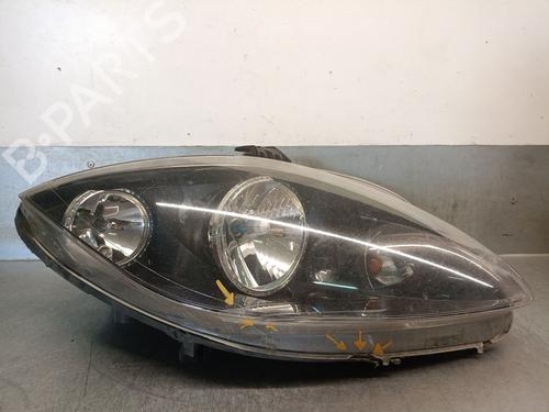 Used Right headlight Right headlight SEAT ALTEA (5P1) 1.6 TDI (105 hp) 35756698 35756698