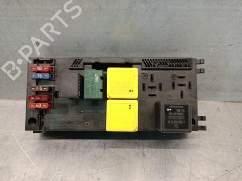 Used Fuse box MERCEDES-BENZ E-CLASS (W210) E 290 Turbo-D (210.017) (129 hp) 27176108