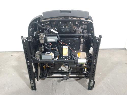Right front seat AUDI A4 B8 Avant (8K5) RS4 quattro | BP26568316C16 