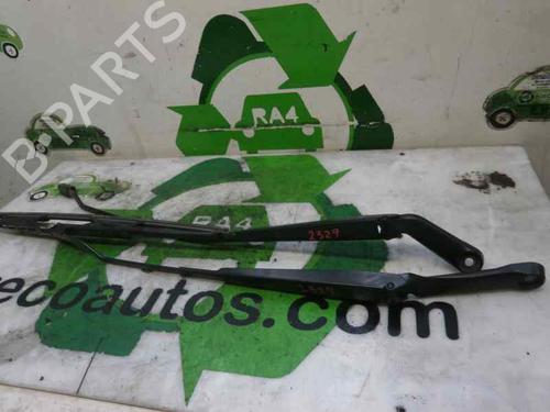 Used Front windshield wiper arm SKODA OCTAVIA I (1U2) 1.9 TDI (100 hp) 20480950