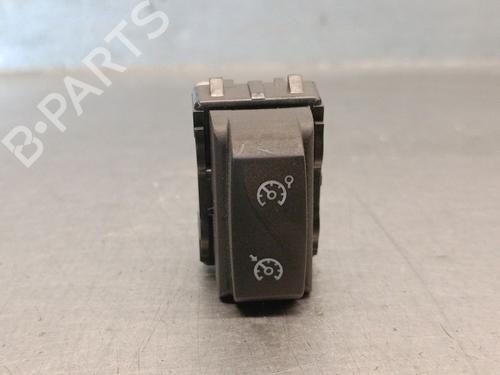 switch-opel-vivaro-b-van-x82-2014-2015-2016-2017-2018-2019-2020-36562466 main image
