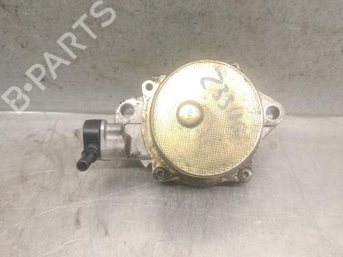 Used Vacuum pump FORD FIESTA V (JH_, JD_) 1.4 TDCi (68 hp) 28569737