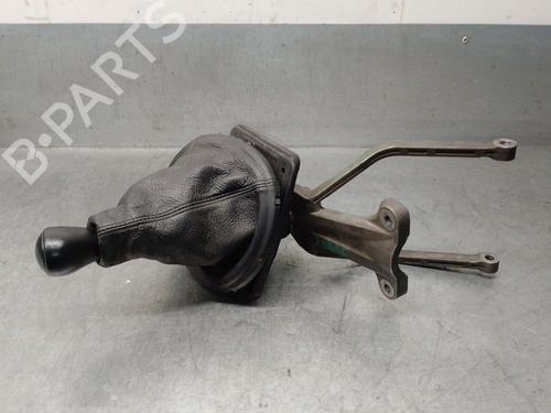 Gear lever LEXUS IS I (_E1_) 200 (GXE10) | BP22727239M90 