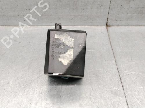 electronic-module-renault-laguna-ii-bg01_-2001-2002-2003-2004-2005-2006-2007-37240270 main image