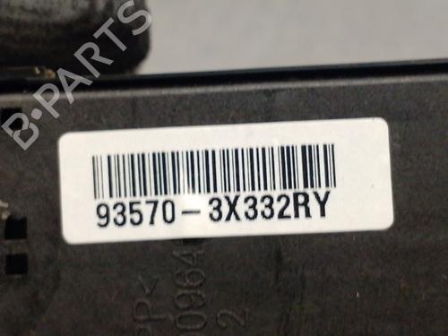 Left front window switch HYUNDAI ELANTRA V Saloon (MD, UD)  | BP32163915I27 